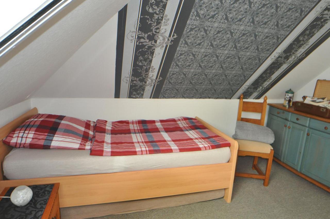 Ferienwohnung Barth 65346 Moormerland Екстер'єр фото